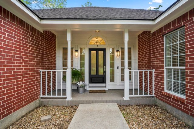 8911 Diamante Drive, Magnolia, TX 77354