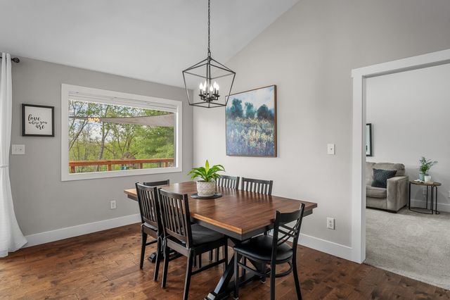 1235 Hartsfield Dr, Columbia, TN 38401