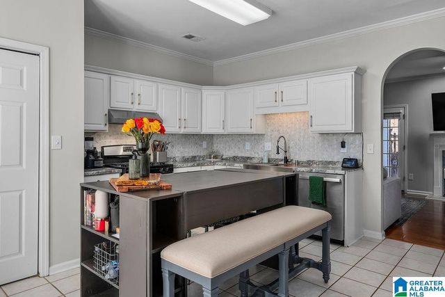 158 SOMMERSBY CIRCLE, Pelham, AL 35124