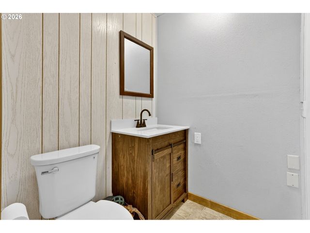 17623 S WINDY CITY Rd, Mulino, OR 97042
