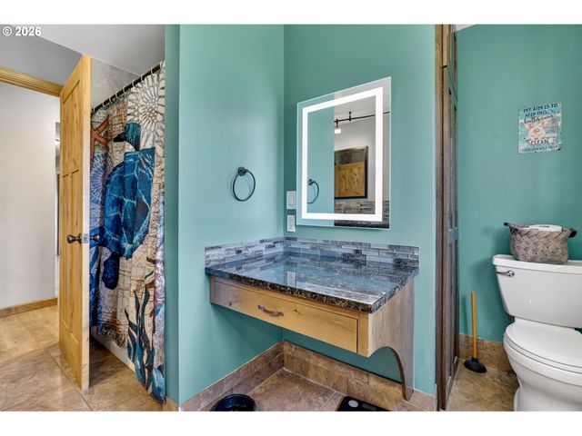 17623 S WINDY CITY Rd, Mulino, OR 97042