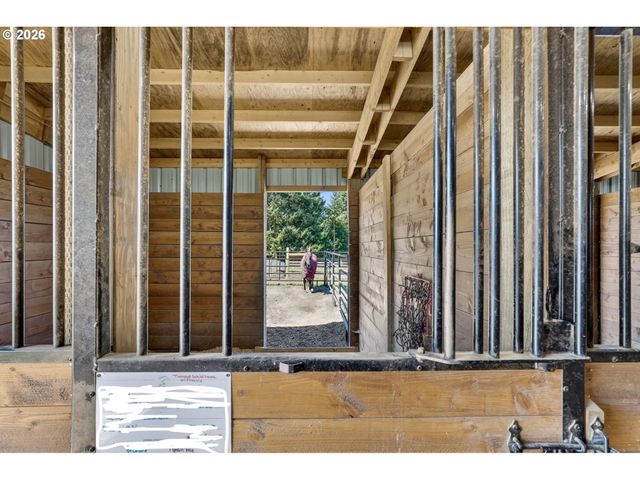 17623 S WINDY CITY Rd, Mulino, OR 97042