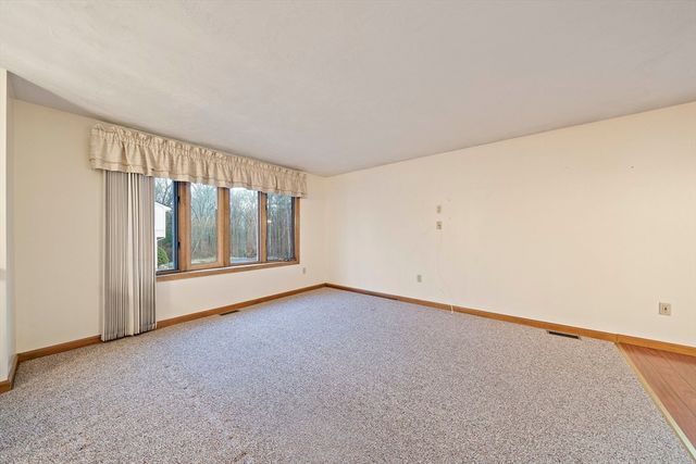 4 Evan Cain Way, Randolph, MA 02368