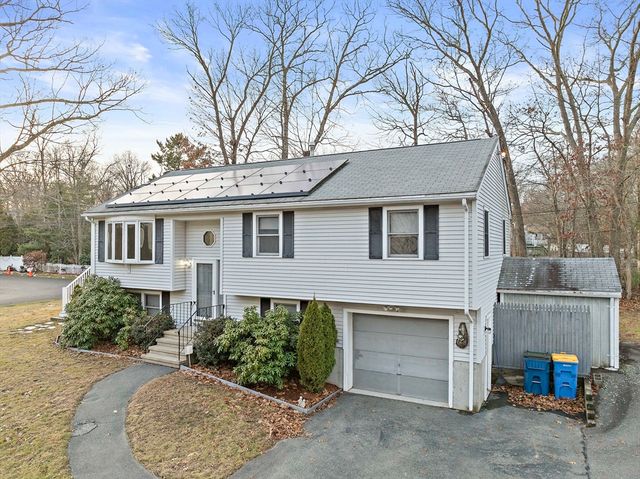 4 Evan Cain Way, Randolph, MA 02368