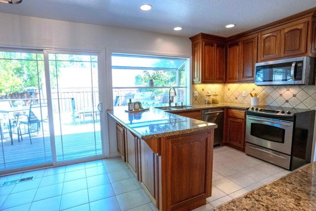 961 Chemise Drive, San Jose, CA 95136