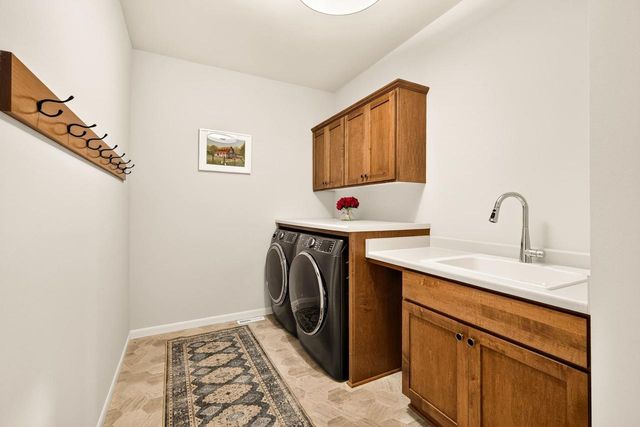 525 Fox Den Drive, Waunakee, WI 53597