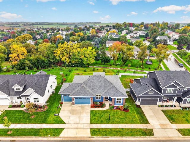 525 Fox Den Drive, Waunakee, WI 53597