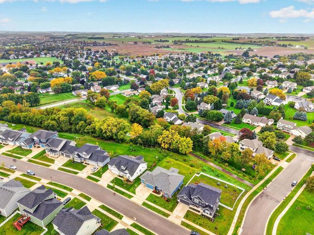 525 Fox Den Drive, Waunakee, WI 53597