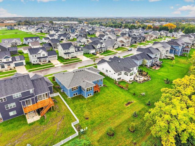 525 Fox Den Drive, Waunakee, WI 53597