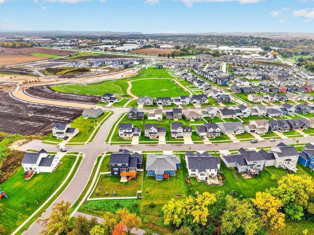 525 Fox Den Drive, Waunakee, WI 53597