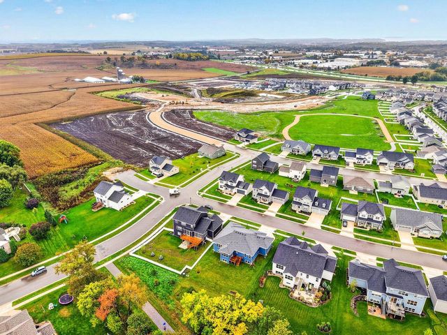 525 Fox Den Drive, Waunakee, WI 53597
