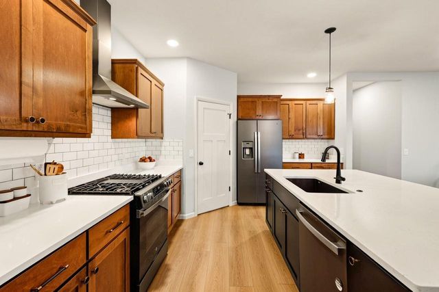 525 Fox Den Drive, Waunakee, WI 53597