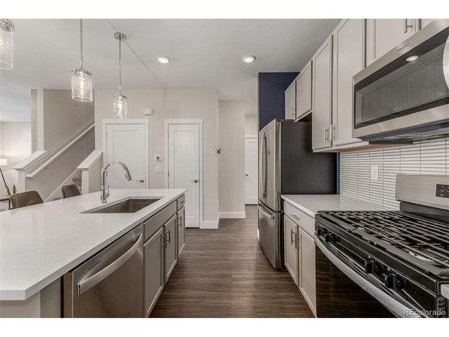 2563 W 69th Pl, Denver, CO 80221