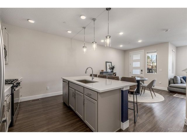 2563 W 69th Pl, Denver, CO 80221
