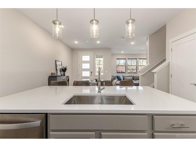 2563 W 69th Pl, Denver, CO 80221