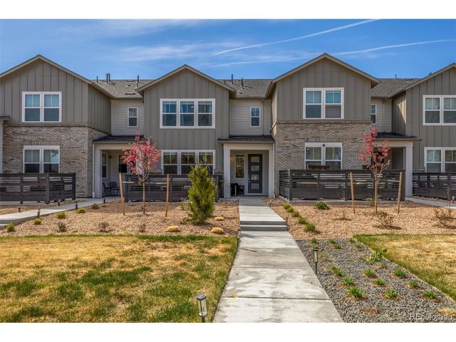 2563 W 69th Pl, Denver, CO 80221