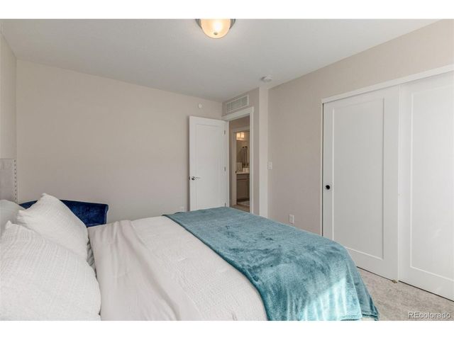 2563 W 69th Pl, Denver, CO 80221