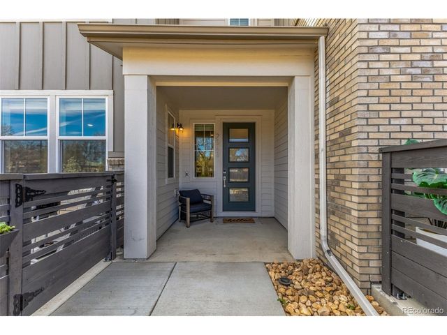 2563 W 69th Pl, Denver, CO 80221
