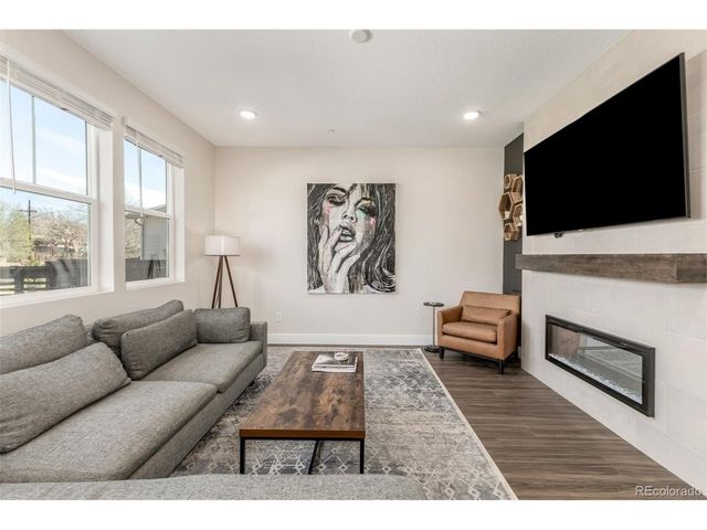 2563 W 69th Pl, Denver, CO 80221