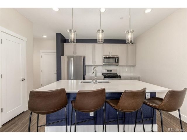 2563 W 69th Pl, Denver, CO 80221