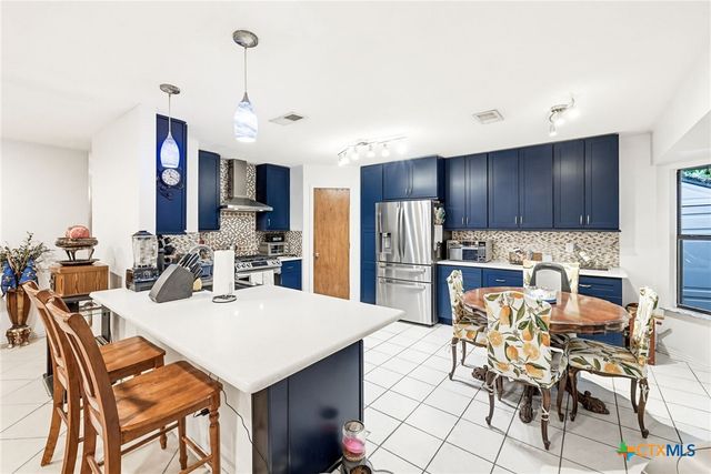 302 W Anderson Avenue, Copperas Cove, TX 76522