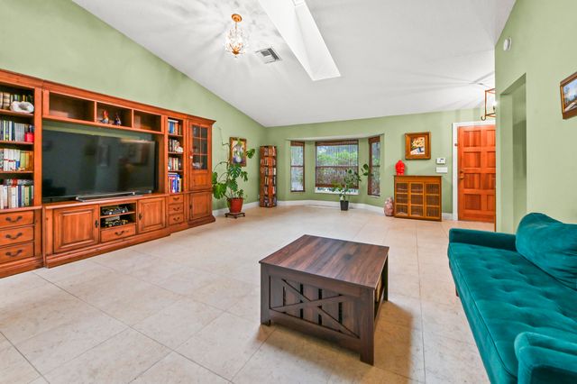12369 157th Street N, Jupiter, FL 33478