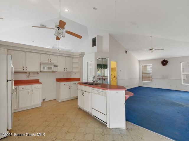 5718 NW North Macedo Boulevard, Port St. Lucie, FL 34983