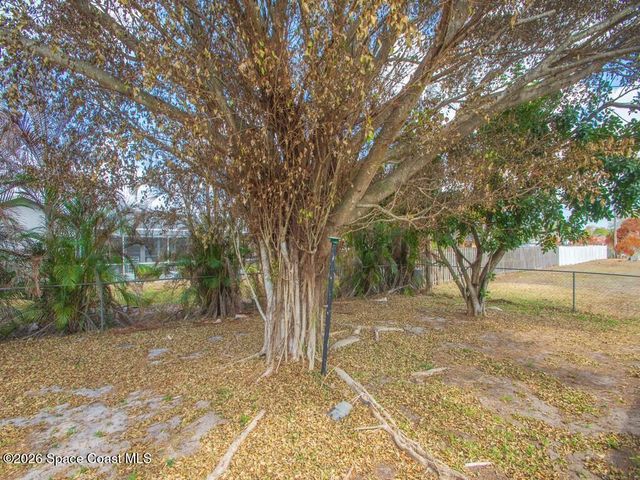 5718 NW North Macedo Boulevard, Port St. Lucie, FL 34983