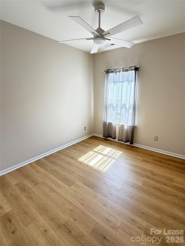 920 Mary Max Drive, Davidson, NC 28036