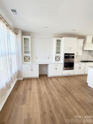 920 Mary Max Drive, Davidson, NC 28036