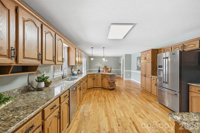 173 Chestnut Grove Road, Statesville, NC 28625