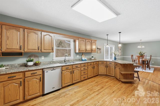 173 Chestnut Grove Road, Statesville, NC 28625