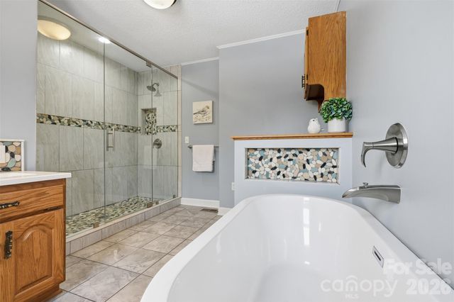 173 Chestnut Grove Road, Statesville, NC 28625