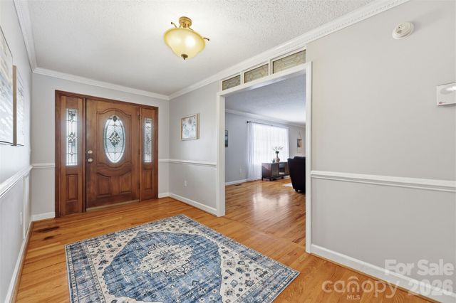 173 Chestnut Grove Road, Statesville, NC 28625