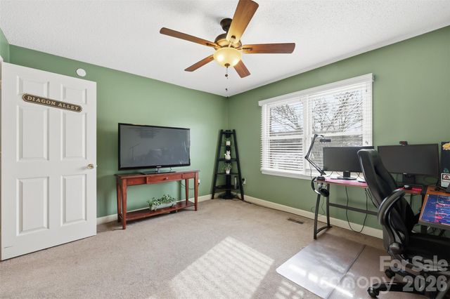 173 Chestnut Grove Road, Statesville, NC 28625