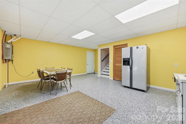 173 Chestnut Grove Road, Statesville, NC 28625