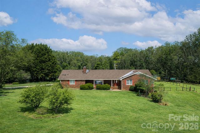 173 Chestnut Grove Road, Statesville, NC 28625