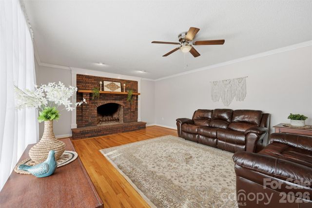 173 Chestnut Grove Road, Statesville, NC 28625