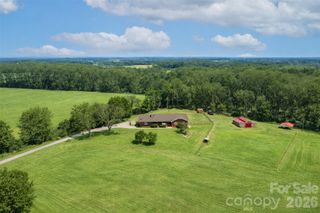 173 Chestnut Grove Road, Statesville, NC 28625