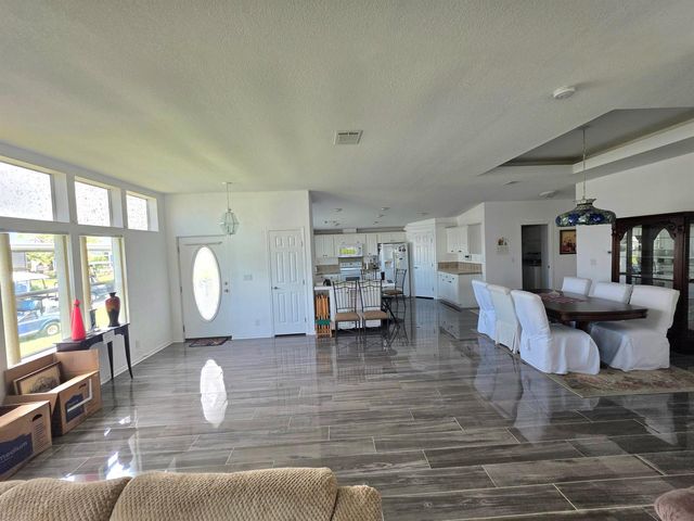 8027 9th Hole Drive, Port St. Lucie, FL 34952