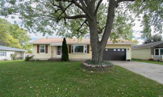 914 East Avenue, Kendallville, IN 46755
