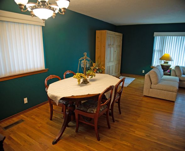 1897 Candela Street, Santa Fe, NM 87505