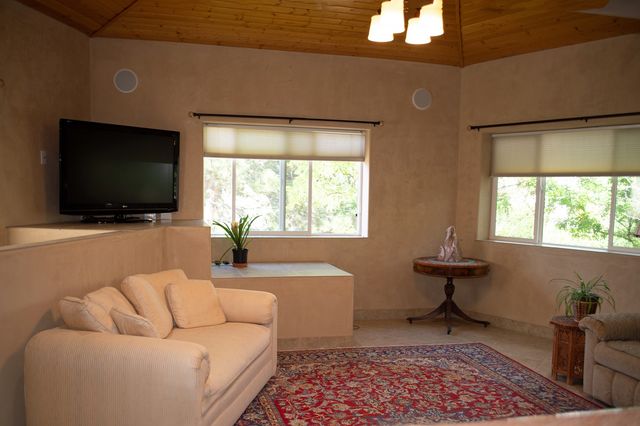 1897 Candela Street, Santa Fe, NM 87505