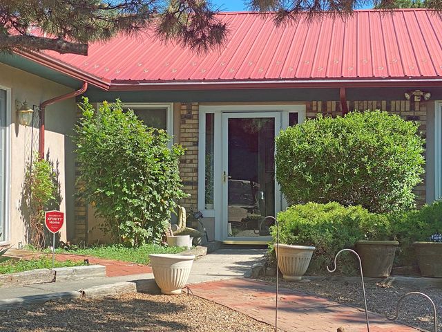 1897 Candela Street, Santa Fe, NM 87505