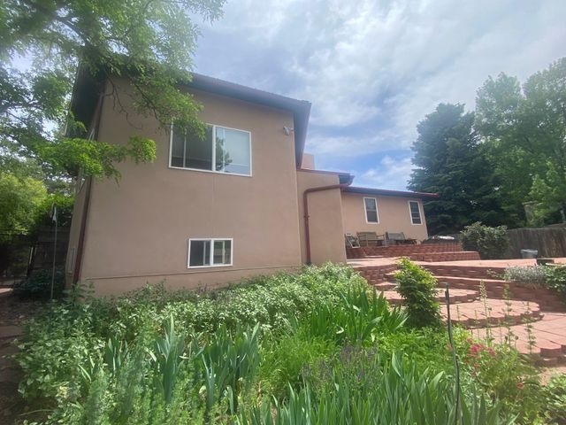 1897 Candela Street, Santa Fe, NM 87505