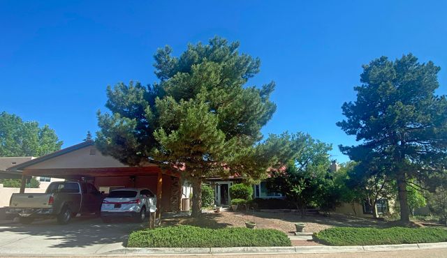 1897 Candela Street, Santa Fe, NM 87505