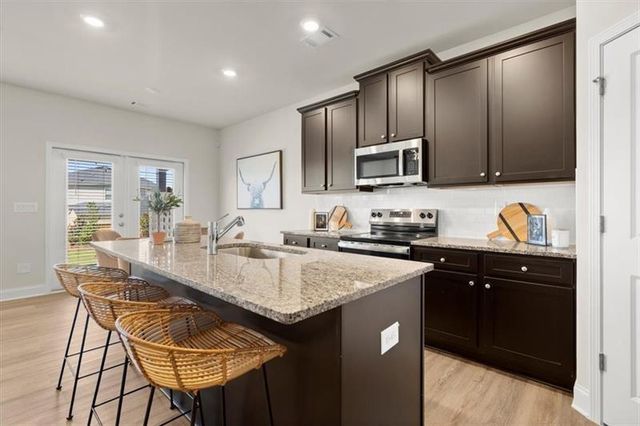 897 Pensive Run, Dacula, GA 30019