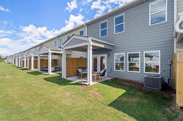 897 Pensive Run, Dacula, GA 30019