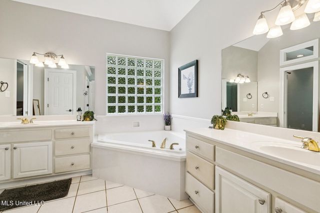 5080 Longbow Drive, Kiln, MS 39556