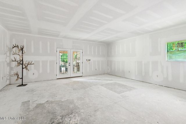 5080 Longbow Drive, Kiln, MS 39556
